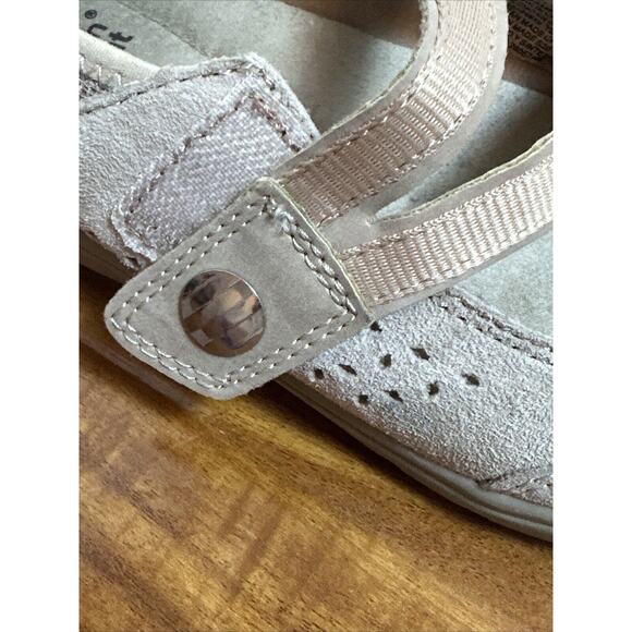 SOLD - Picture 6 of 16